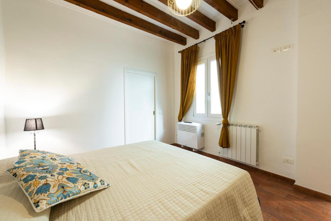 Santa Croce Palace *