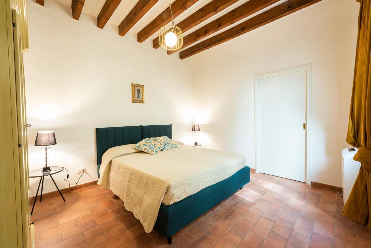 Santa Croce Palace Apartamento