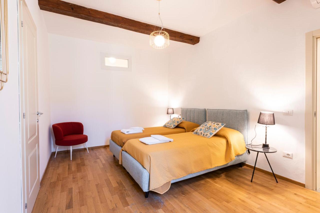 Santa Croce Palace Apartamento